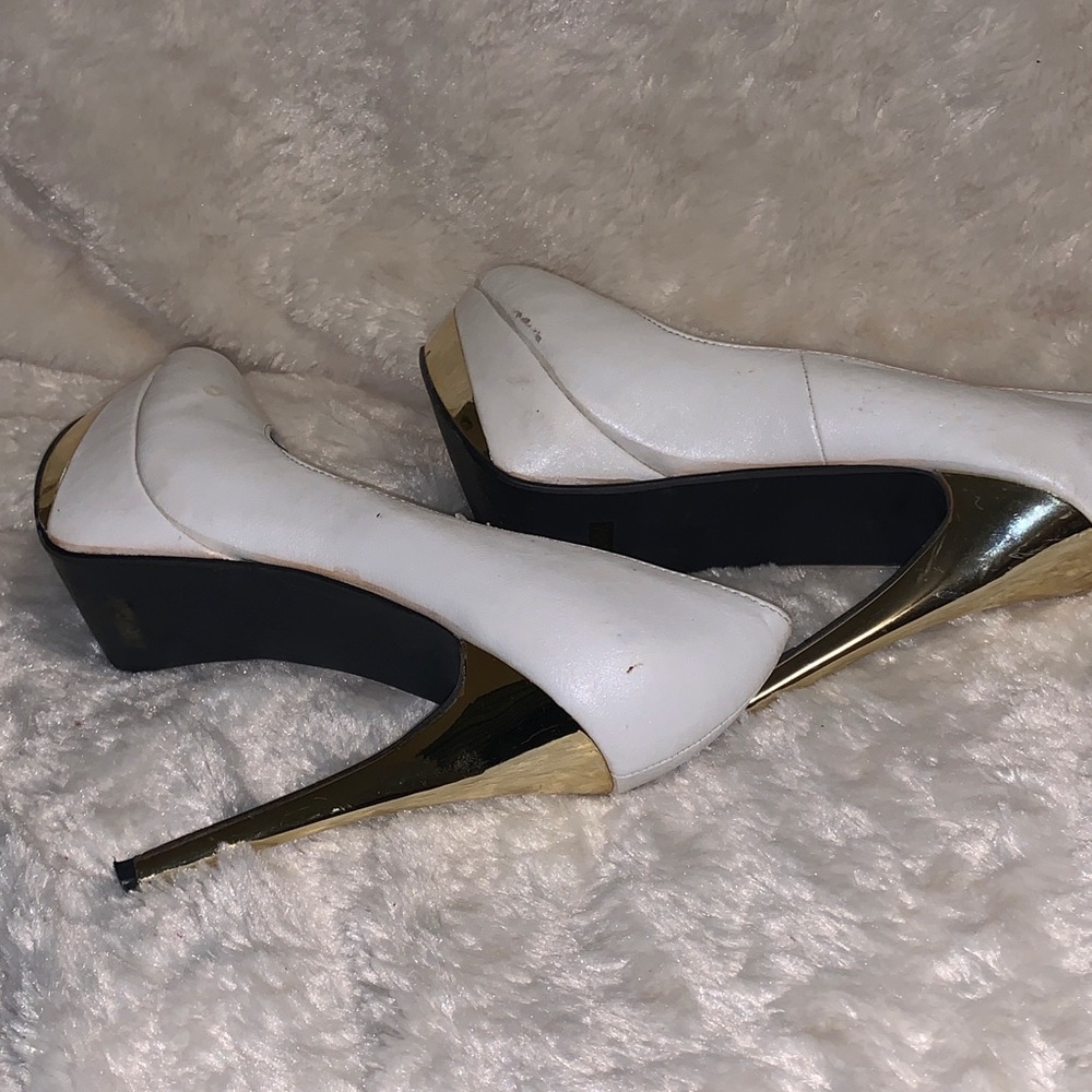 White platforms with gold skinny heel stilettos size 8.5